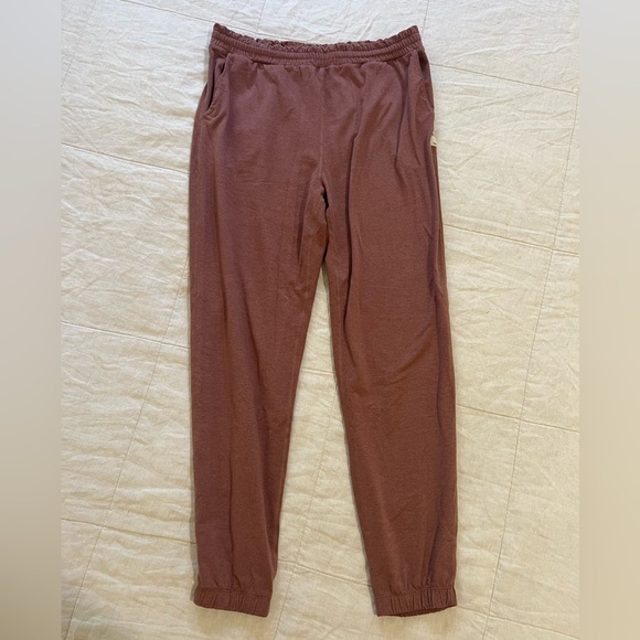 Vuori Boyfriend Jogger - Picture 1 of 1